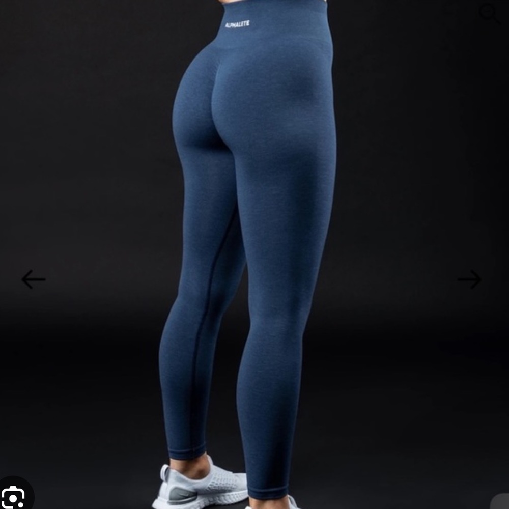 Alphalete Amplify Leggings in Oceania - OG - New